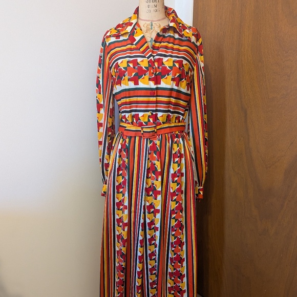 Holt Renfrew Dresses & Skirts - 70's Colourful long sleeve dress